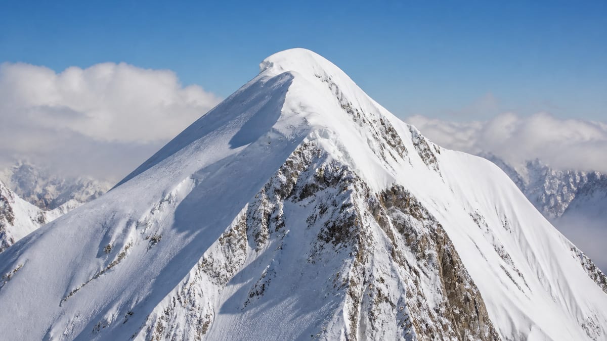 Skyang Kangri – M mountain landscape in Gilgit-Baltistan