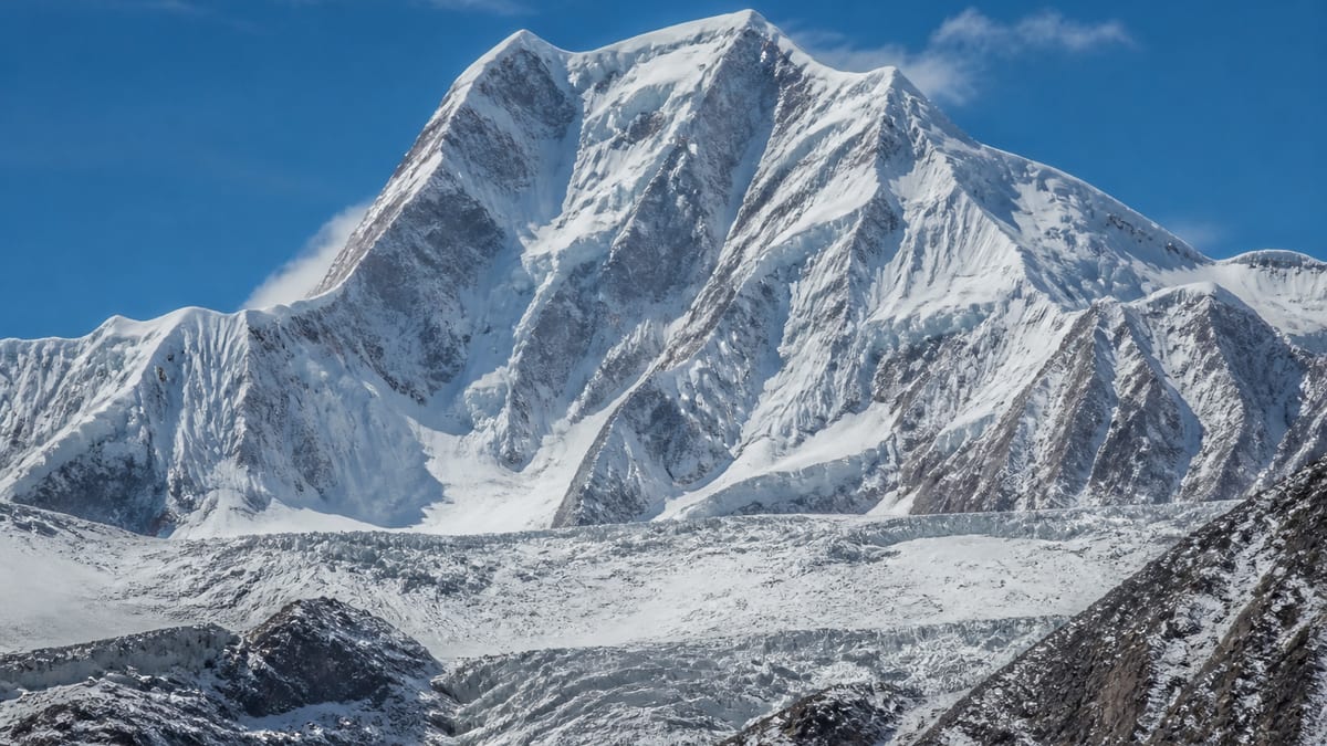 Trivor/Peak-8 mountain landscape in Gilgit-Baltistan